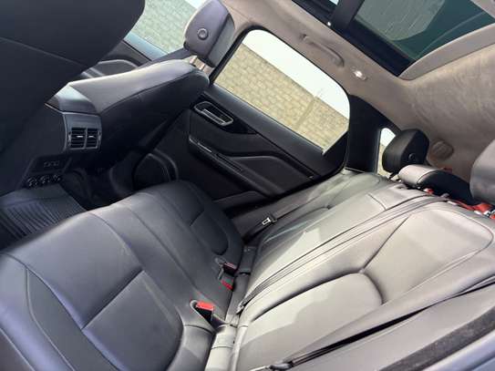 Jaguar F-pace image 13
