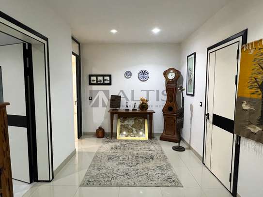APPARTEMENT D’EXCEPTION À VENDRE – 230 m² - LES ALMADIES image 3