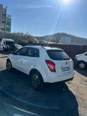 Ssangyong korando image 7