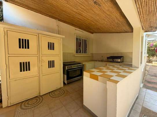 Villa proche de le plage  a vendre a Ngaparou image 2
