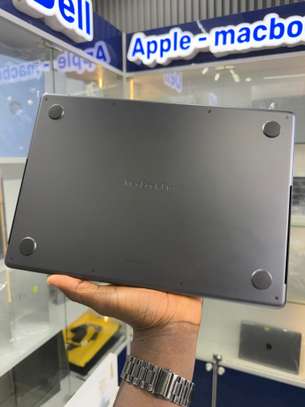 MacBook Pro M3 Pro Ram 18Go SSD 512Go image 5