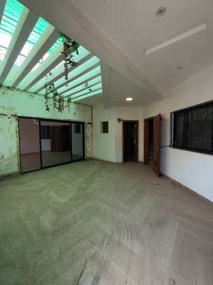 VILLA R+2 A LOUER image 8