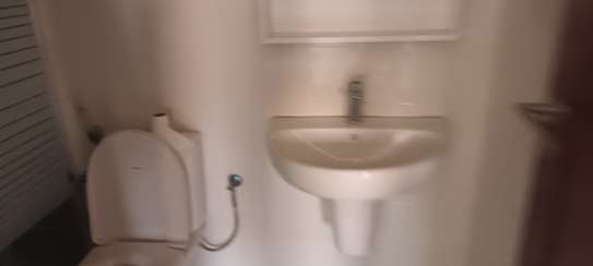 Appartement neuf lumineux avec grande baie vitrée image 10