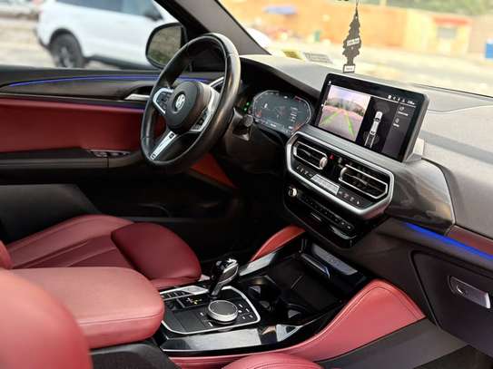 BMW x4 2022 pack M image 4