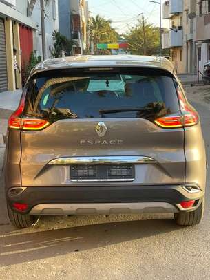 RENAULT ESPACE 2017 image 4