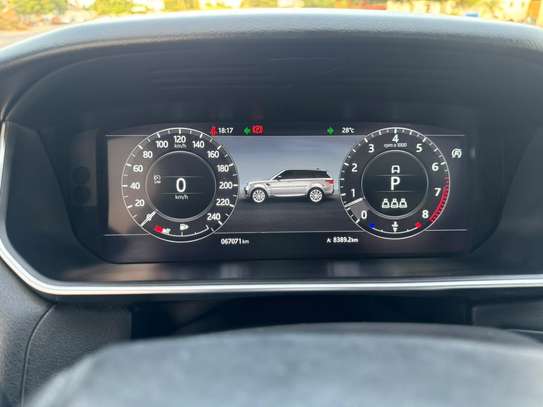 Range Rover Sport image 13