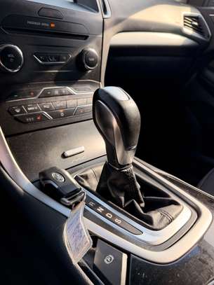 Ford Edge image 7