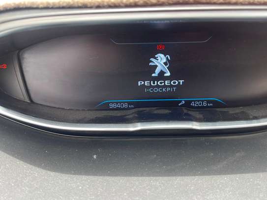 Peugeot 5008 image 6