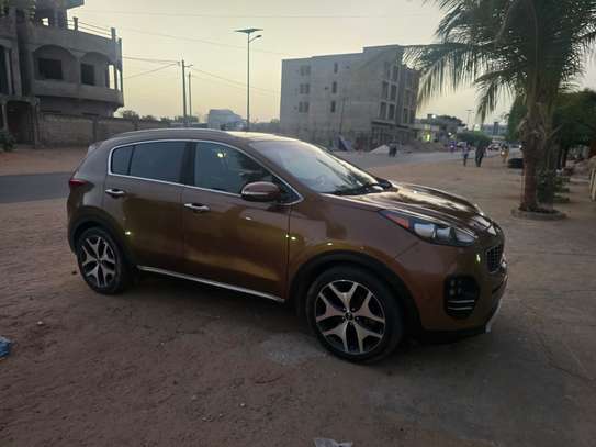 Kia Sportage limited image 5