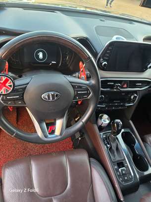 HYUNDAI SANTA FE 2019 image 3