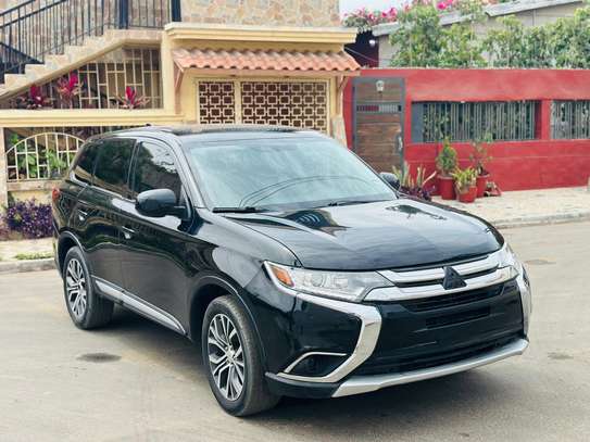 Mitsubishi outlander deje dédouaner image 3