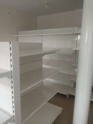 GONDOLES/ÉTAGÈRES EN ACIER POUR SUPERMARCHÉ image 2