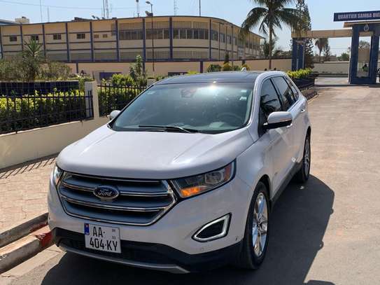 Ford Edge 2016 SUV Blanc Confort et Puissance image 2
