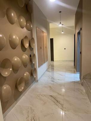 Appartement F4 neuf à louer au Point E image 6