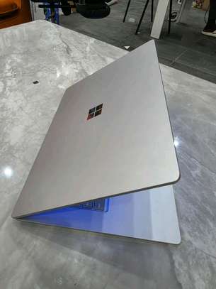 Surface laptop 5 image 3