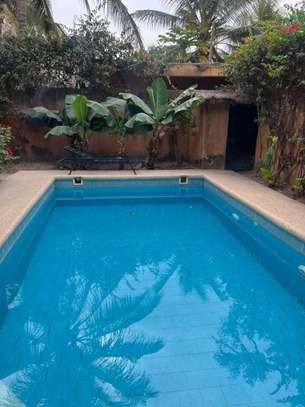 À LOUER – Maison F5 meublé à Saly Niakh Niakhal image 2