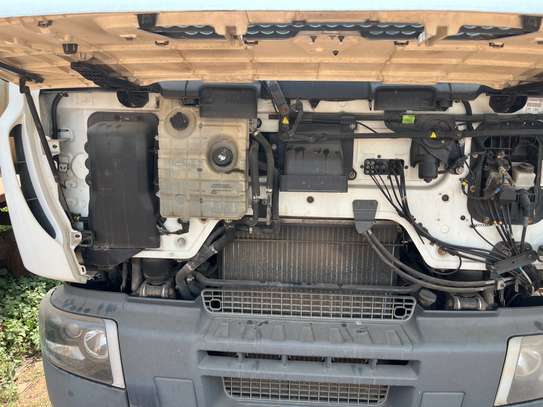 Camion porteur 10 tonnes image 5