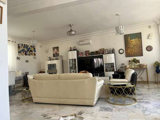 Appartement haut standing f4 sis aux almadies image 2