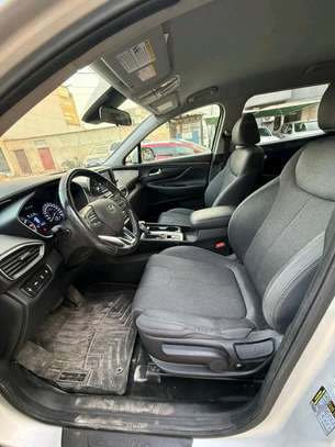 Hyundai Santafe 2020 image 6