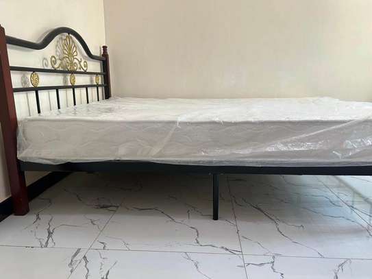 LIT 2 PLACES EN FER + MATELAS ORTHOPEDIQUE image 3