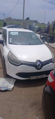 Renault Clio 2013 image 2