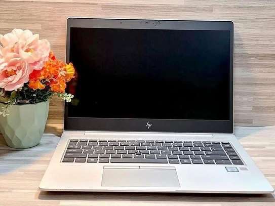 HP ordinateur portable argent compact et performant image 4
