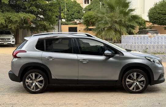 Peugeot 2008 allure 2017 manuel diesel venant image 4