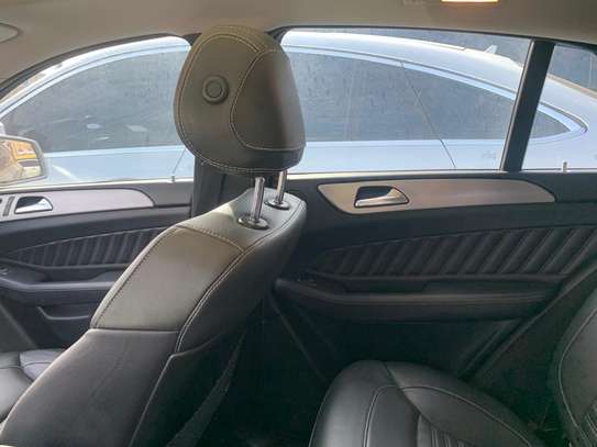 Mercedes-Benz GLE 350D 2018 image 8