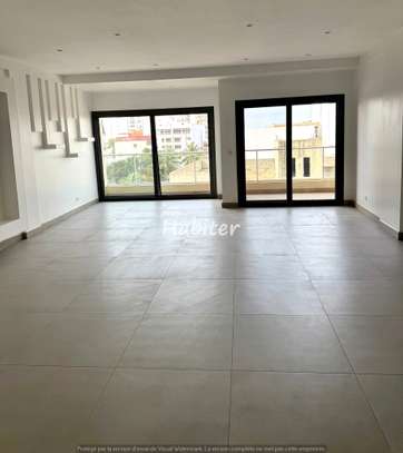 Magnifique Appartement à louer au Point E image 3