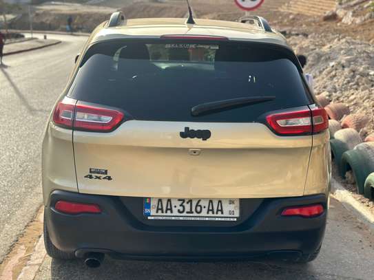 2017 jeep Cherokee en tres bon état image 2