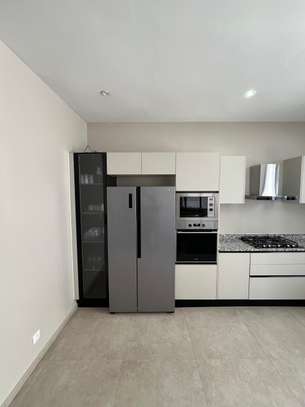 Penthouse de 460 m² F5 à louer à Mermoz image 10