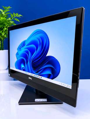 All in one Dell optiplex 7440 core i7 6th Gen  tactile image 5