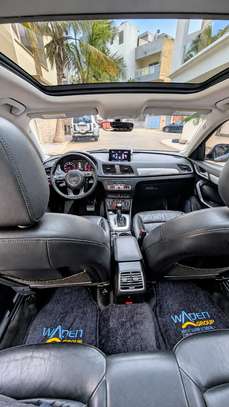 Audi Q3 Full Black 2019 image 8
