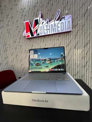 AIR M4 16/256 image 3