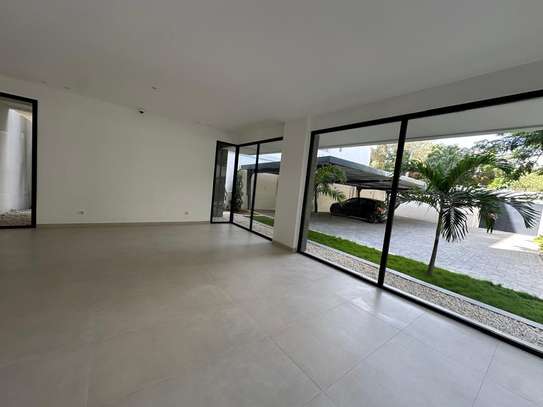 Appartement F5 à louer Almadie route de King watts image 3