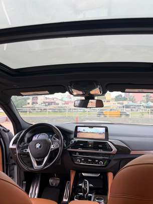 BMW X4 xDrive30i image 5
