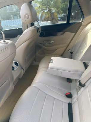 mercedes glc 2018 upgrade 2022 image 7