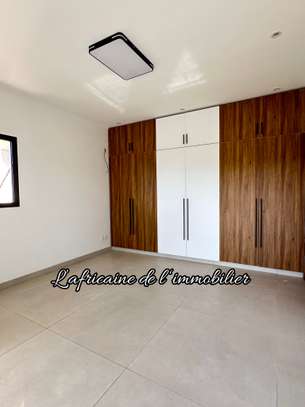 À louer – Superbe appartement F4 vue/mer à Yoff Océan image 15