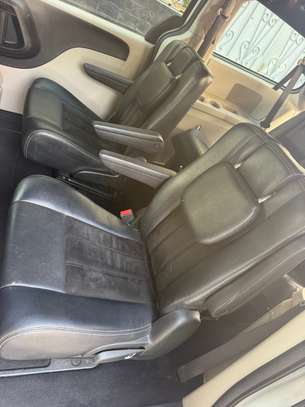DODGE GRAND CARAVANE 7 places 2017 image 6