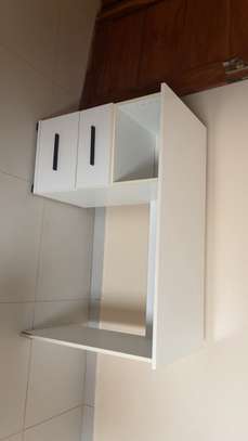 Lot mobilier chambre d'enfants (armoire + commode + bureau image 2