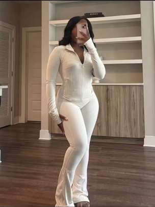 Tenues femme tendance – Sport & chic 🔥 image 5