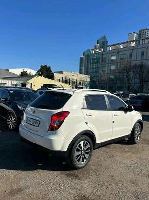 Ssangyong korando image 9
