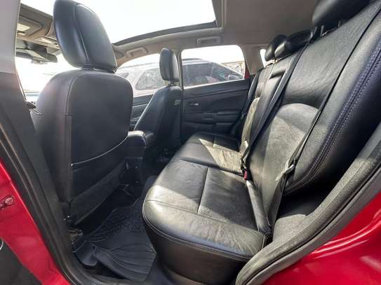 Mitsubishi RVR image 8