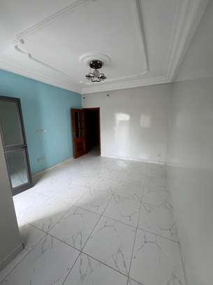 Superbe studio à louer à Ouakam image 3