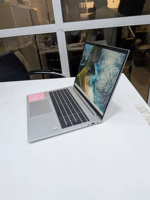 Dell Elitebook 15pouce ) Amdryzen 7 Pro ) 32 ) 1 tera image 4