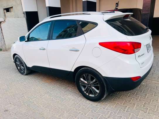 Je vend ma Tucson 2015 automatique essence image 12