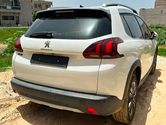 Peugeot 2008 2018 image 6