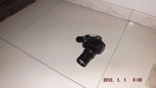 CANON POWER SHOT SX30IS image 4