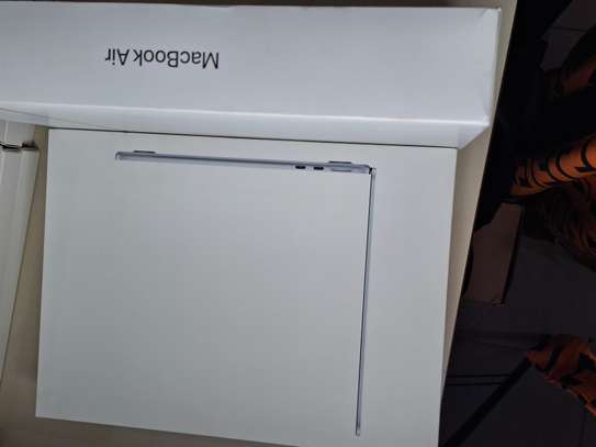 APPLE MACBOOK AIR M5 13" 16GO/512GO NEUF SCELLÉ image 6
