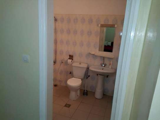 F3 à vendre sacré cœur 3 au 2 ème étage image 3